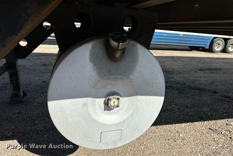 image for item ER8154 2005 Utility VS2RA refrigerated van trailer