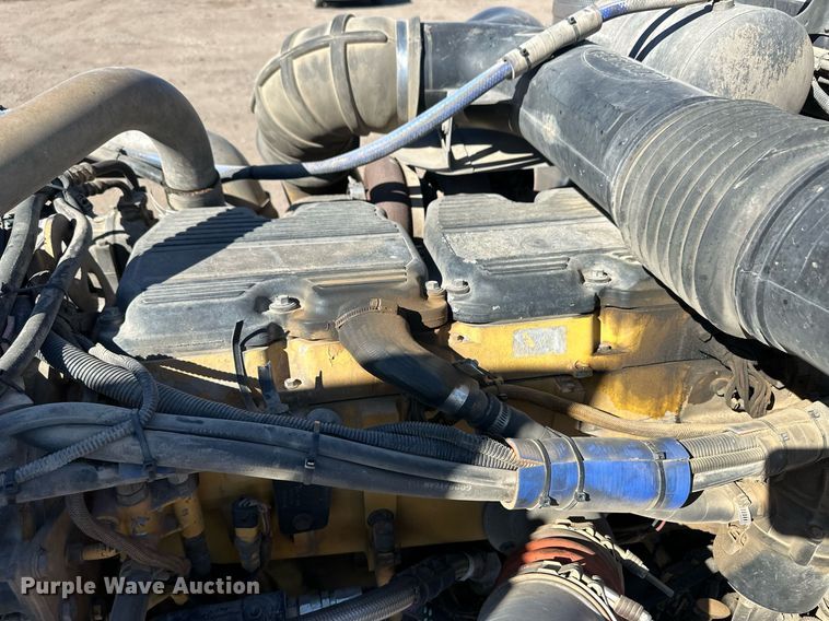 image for item ER8155 2007 Peterbilt 379 semi truck