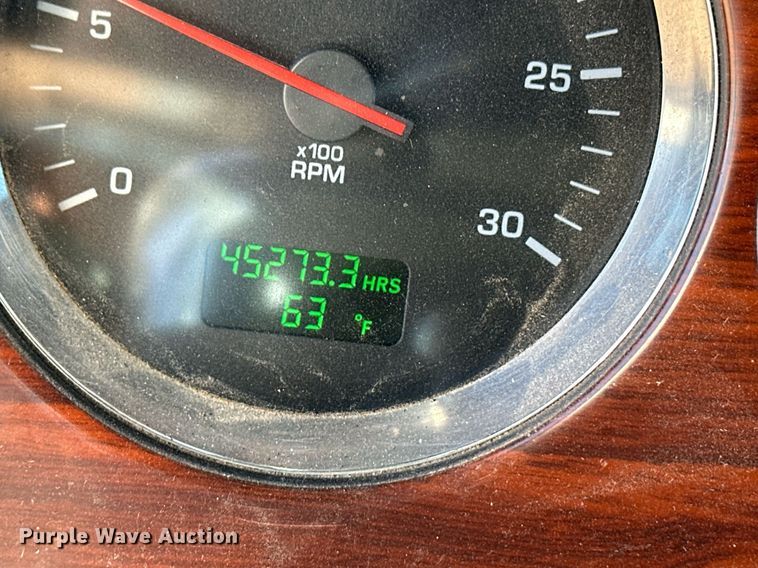 image for item ER8157 2006 Kenworth W900B semi truck