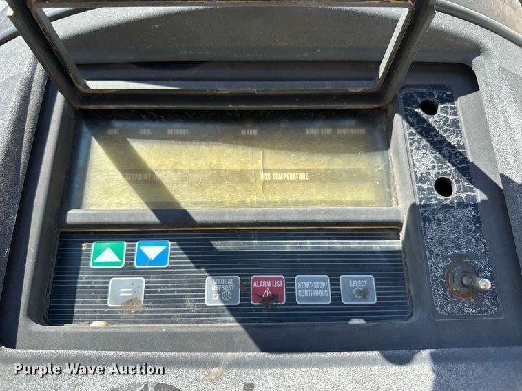 image for item ER8158 2013 Wabash RFALHSA refrigerated van trailer