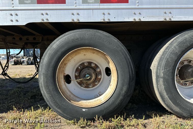 image for item ER8158 2013 Wabash RFALHSA refrigerated van trailer