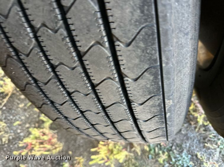 image for item ER8158 2013 Wabash RFALHSA refrigerated van trailer