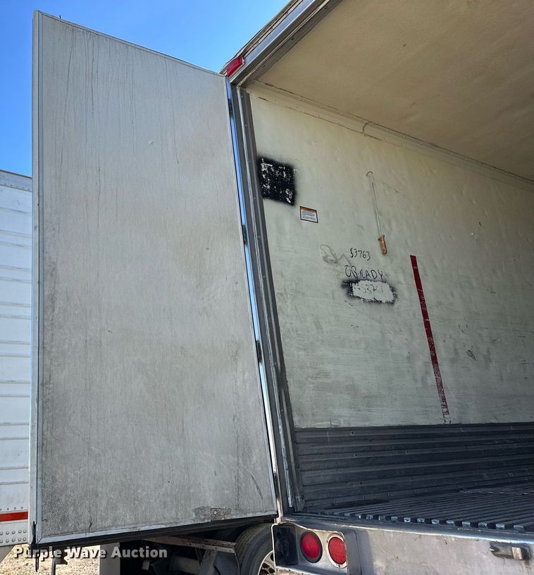 image for item ER8159 2004 Great Dane 7811TZ-1A refrigerated van trailer
