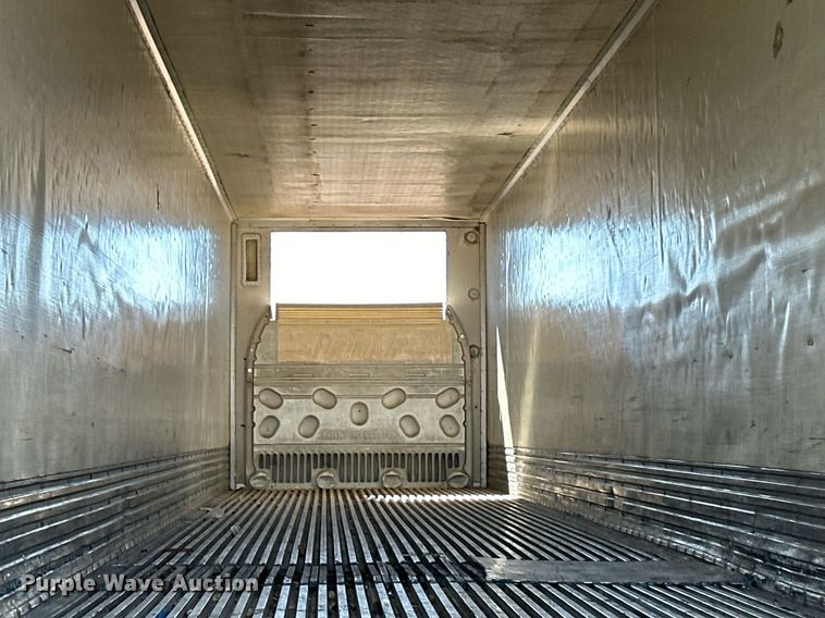 image for item ER8159 2004 Great Dane 7811TZ-1A refrigerated van trailer