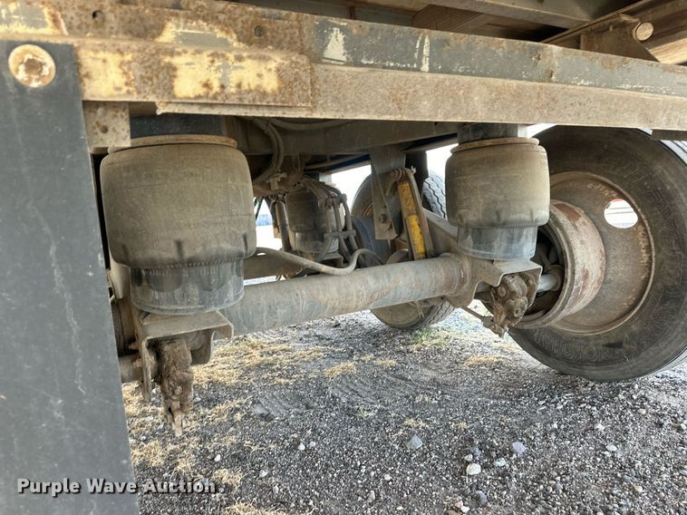 image for item ER8159 2004 Great Dane 7811TZ-1A refrigerated van trailer