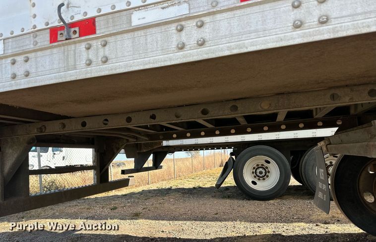 image for item ER8159 2004 Great Dane 7811TZ-1A refrigerated van trailer