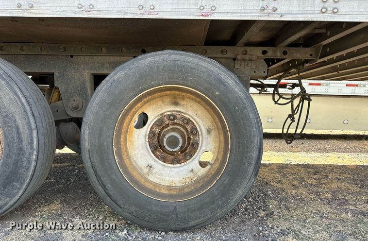 image for item ER8159 2004 Great Dane 7811TZ-1A refrigerated van trailer