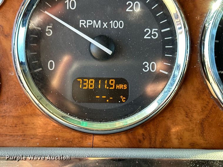 image for item ER8161 2006 Peterbilt 379 semi truck