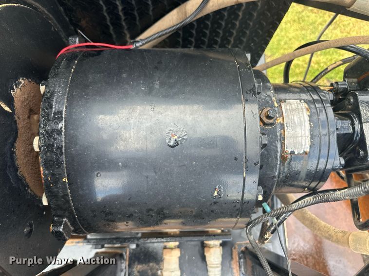 image for item ER8168 Truck winch and parts