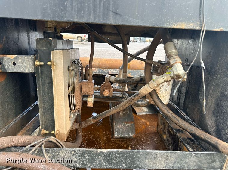 image for item ER8168 Truck winch and parts