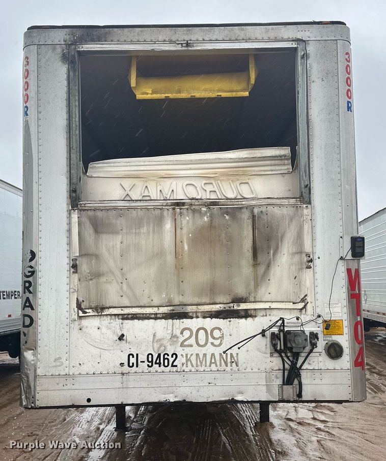 image for item ER8227 2012 Utility refrigerated van trailer