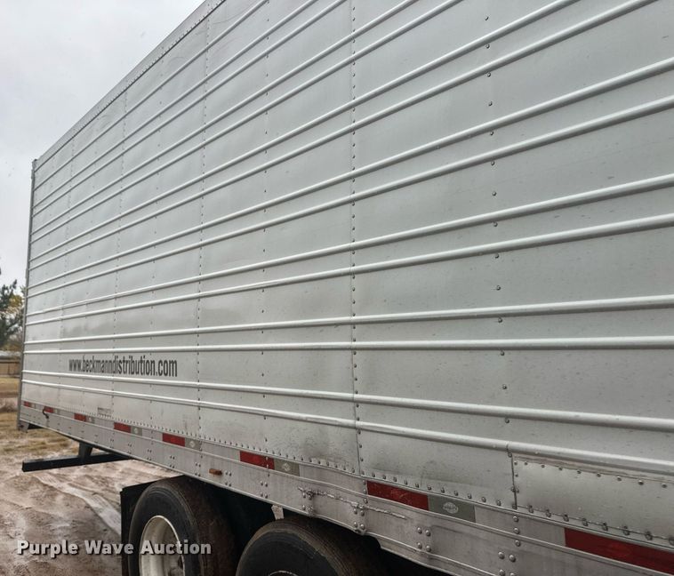 image for item ER8227 2012 Utility refrigerated van trailer