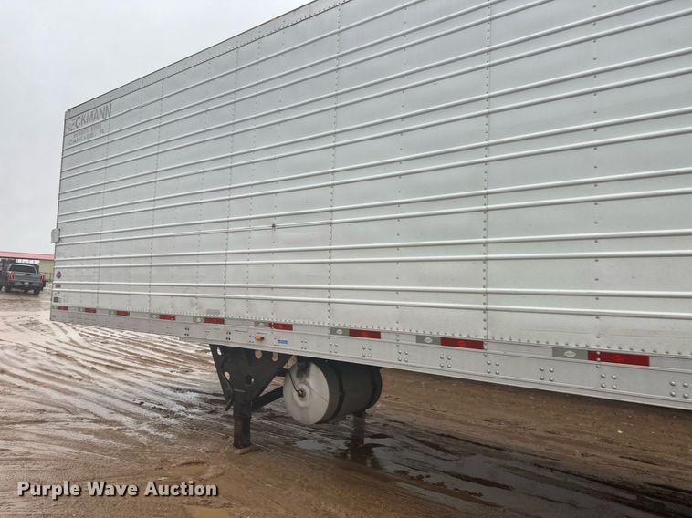 image for item ER8227 2012 Utility refrigerated van trailer