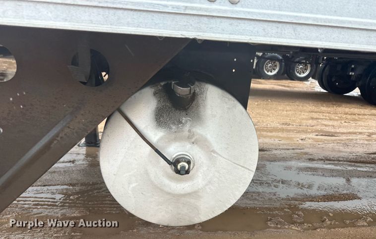 image for item ER8227 2012 Utility refrigerated van trailer