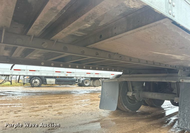 image for item ER8227 2012 Utility refrigerated van trailer