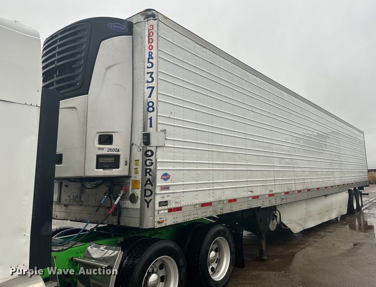 image for item ER8228 2012 Utility refrigerated van trailer