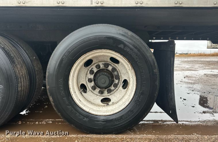 image for item ER8228 2012 Utility refrigerated van trailer