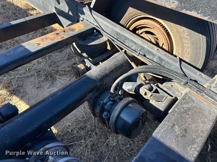 image for item ER8317 2007 Beatrice Motor Mart Easy Haul car carrier