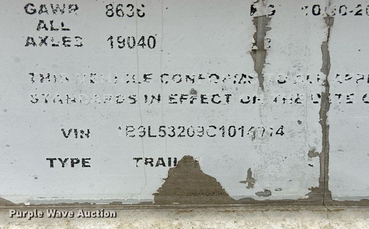 image for item ER8323 2012 Barrett livestock trailer