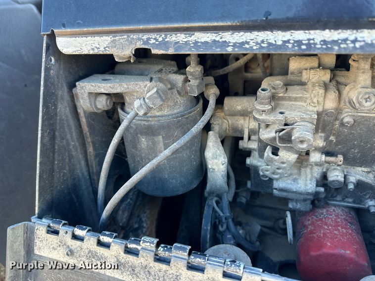 image for item ER8335 2016 Freightliner Cascadia 125 semi truck