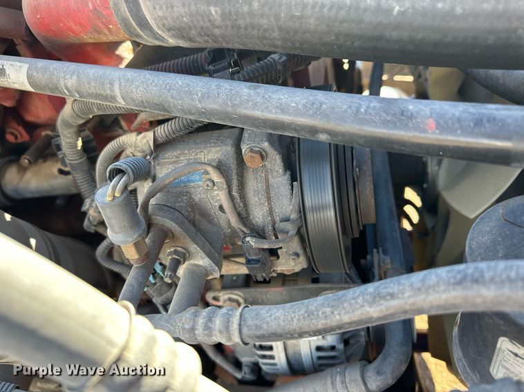 image for item ER8335 2016 Freightliner Cascadia 125 semi truck