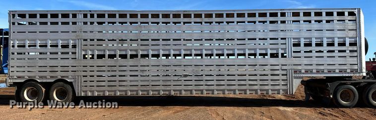 image for item ER8359 1997 Barrett livestock trailer