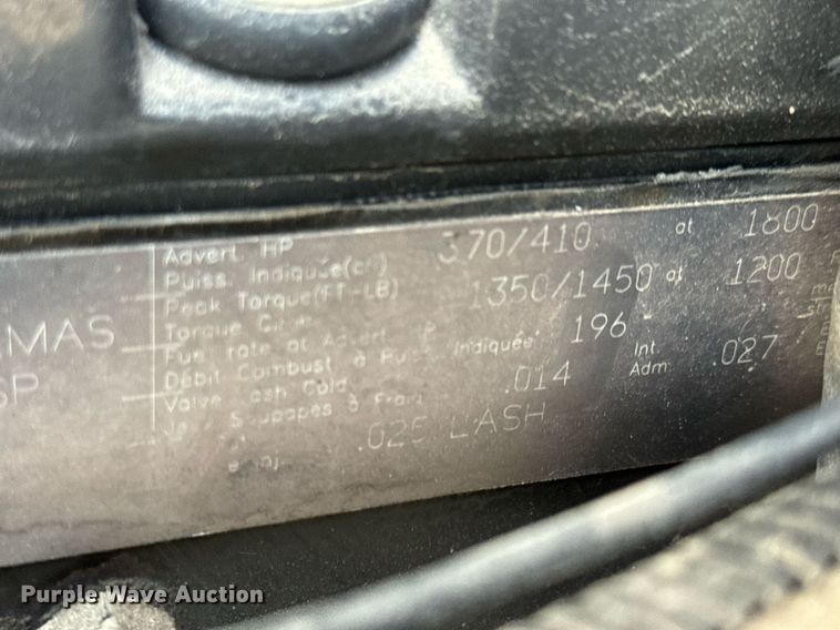 image for item MS9956 2003 International 9100i semi truck