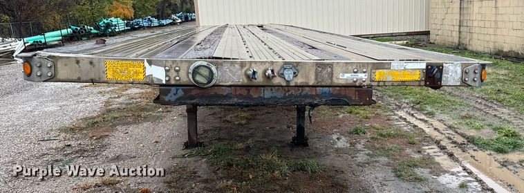 image for item MS9959 1998 Utility Trailer Mfg. FS2CHA flatbed trailer