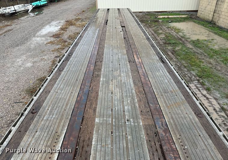 image for item MS9959 1998 Utility Trailer Mfg. FS2CHA flatbed trailer