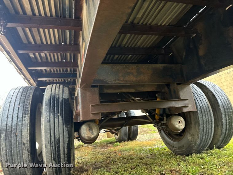 image for item MS9959 1998 Utility Trailer Mfg. FS2CHA flatbed trailer