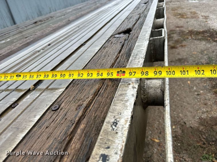 image for item MS9959 1998 Utility Trailer Mfg. FS2CHA flatbed trailer