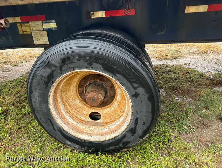 image for item MS9959 1998 Utility Trailer Mfg. FS2CHA flatbed trailer