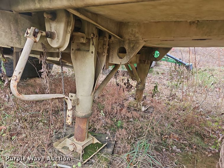 image for item OC9114 1979 Southwest Truck Body Co. M871 flatbed trailer