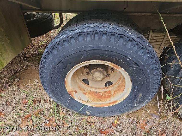 image for item OC9114 1979 Southwest Truck Body Co. M871 flatbed trailer