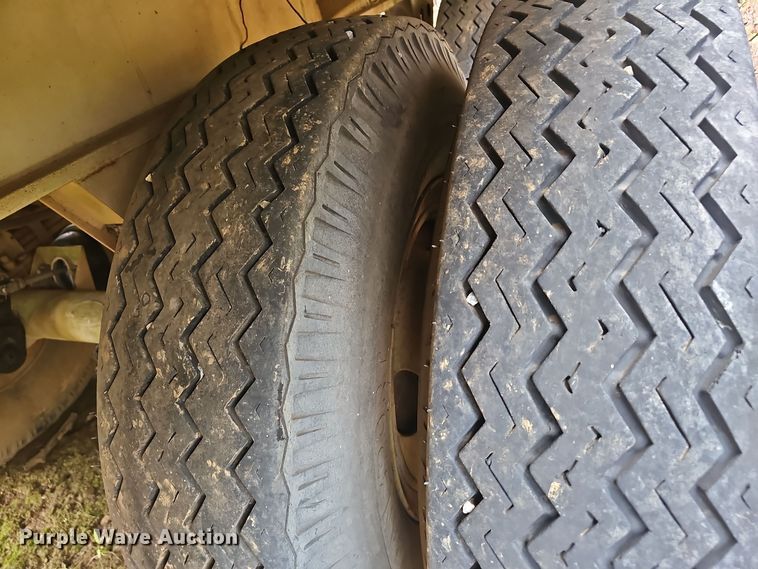 image for item OC9114 1979 Southwest Truck Body Co. M871 flatbed trailer