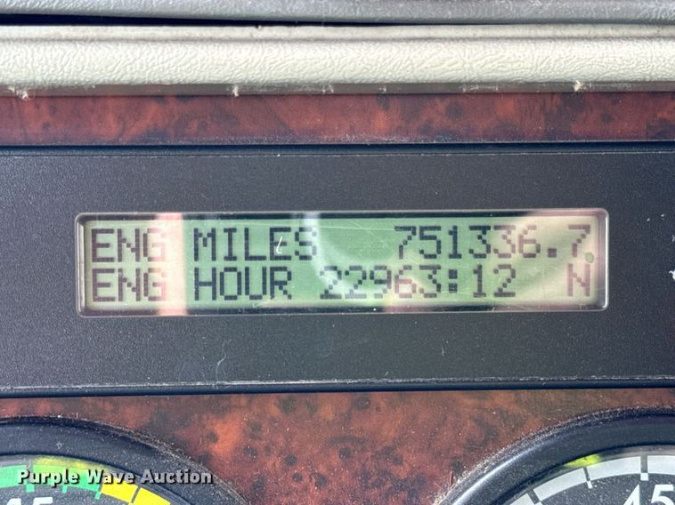 image for item OG9671 2009 Freightliner  Century Class semi truck