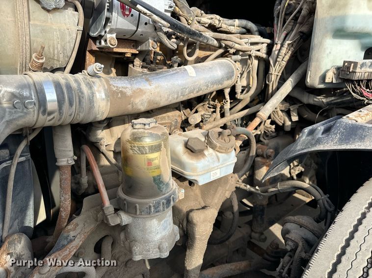 image for item OG9671 2009 Freightliner  Century Class semi truck