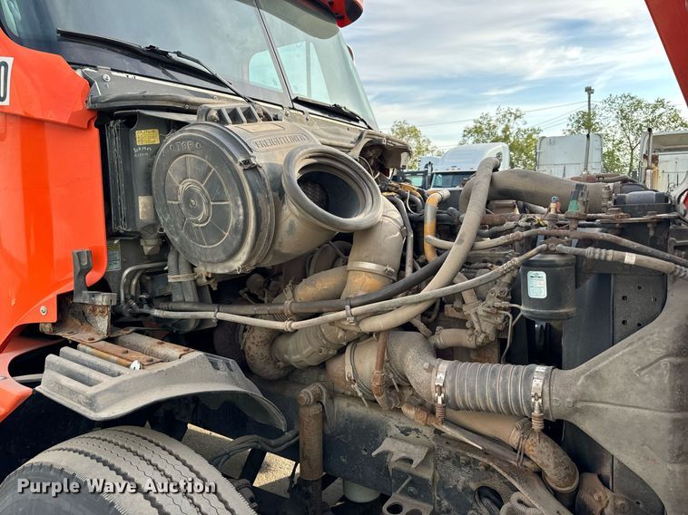 image for item OG9671 2009 Freightliner  Century Class semi truck