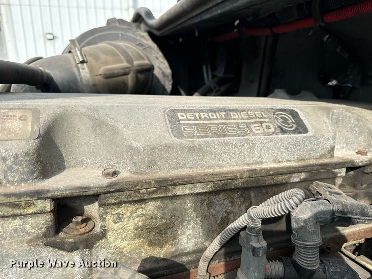 image for item OG9674 2009 Freightliner Columbia 120 semi truck