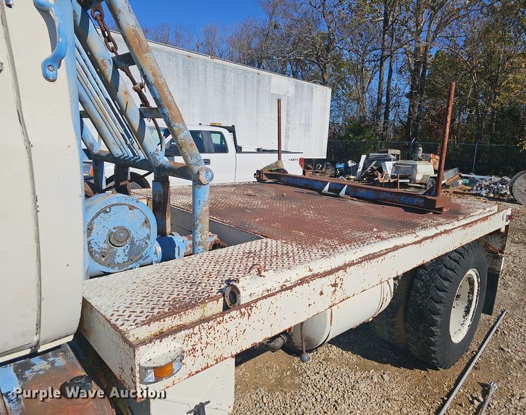 image for item OJ9083 1980 Chevrolet Brigadier  winch truck