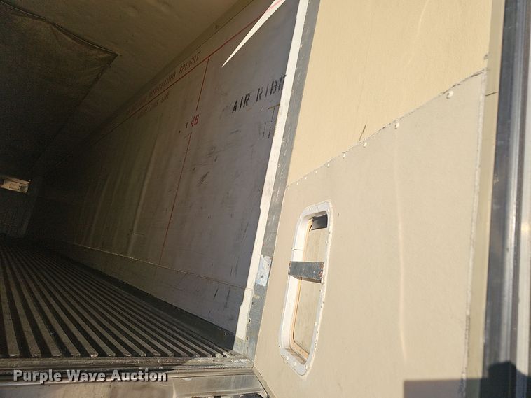 image for item OJ9101 2008 Wabash refrigerated van trailer