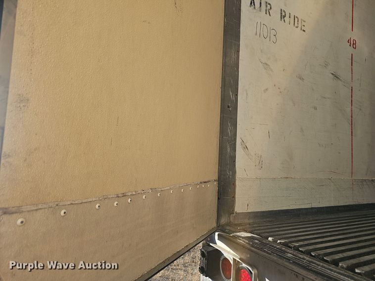 image for item OJ9101 2008 Wabash refrigerated van trailer