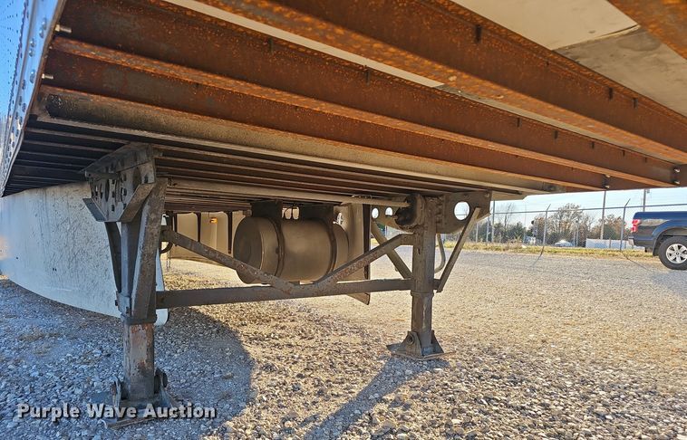 image for item OJ9101 2008 Wabash refrigerated van trailer