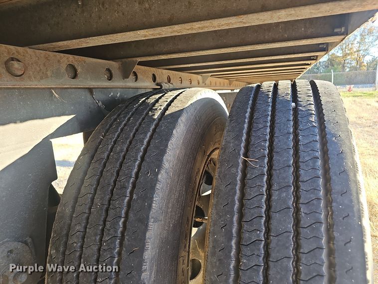 image for item OJ9101 2008 Wabash refrigerated van trailer