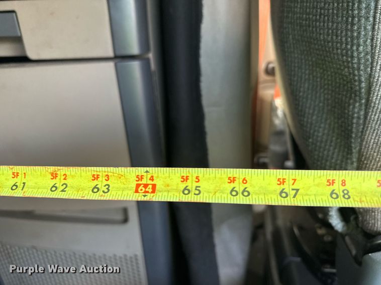 image for item YY0014 2017 Freightliner Cascadia 125 semi truck