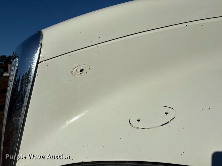 image for item DM1863 2012 International Prostar semi truck