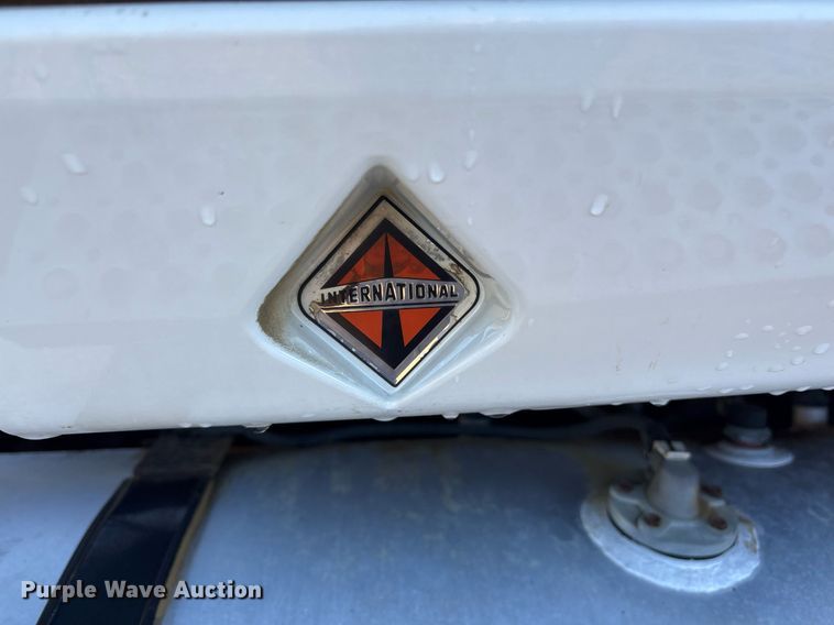 image for item DM1863 2012 International Prostar semi truck