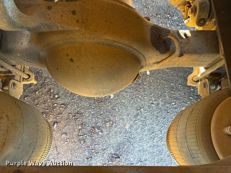 image for item DM1863 2012 International Prostar semi truck