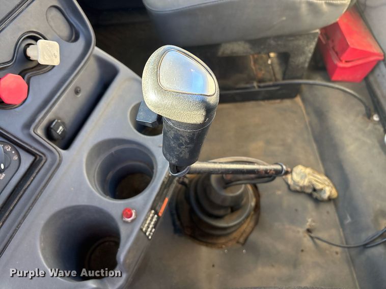 image for item DM1863 2012 International Prostar semi truck