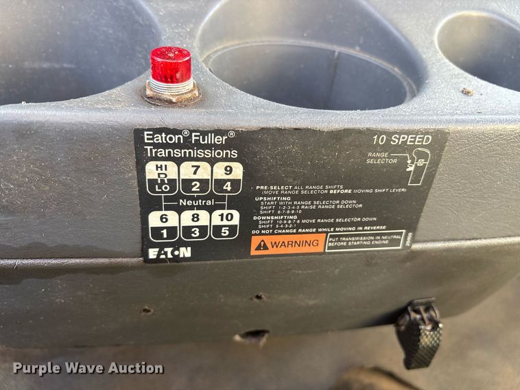 image for item DM1863 2012 International Prostar semi truck